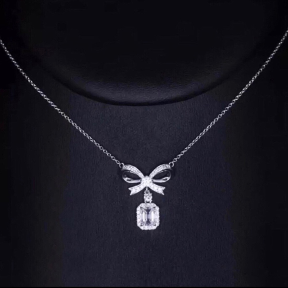 Silver Bow Pendant Necklace with Emerald-Cut Crystal